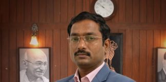 गावच्या मातीतून थेट कलेक्टरच्या खुर्चीवर!